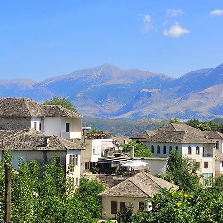 Marbi Guest House Gjirokaster Luaran gambar