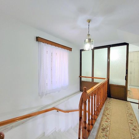 Marbi Guest House Gjirokaster Luaran gambar