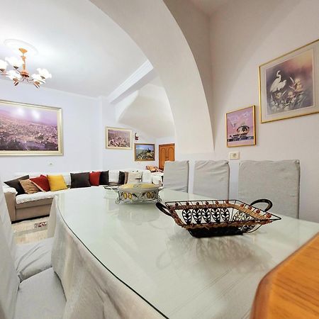 Marbi Guest House Gjirokaster Luaran gambar