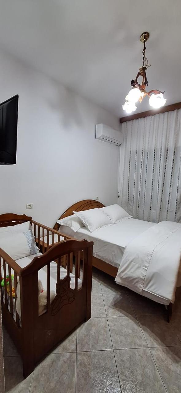 Marbi Guest House Gjirokaster Luaran gambar